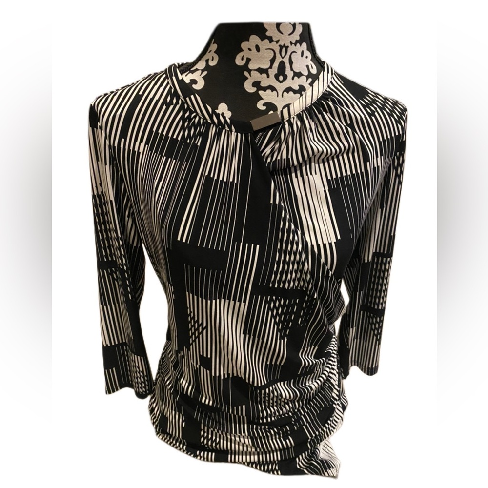 Calvin Klein blouse !